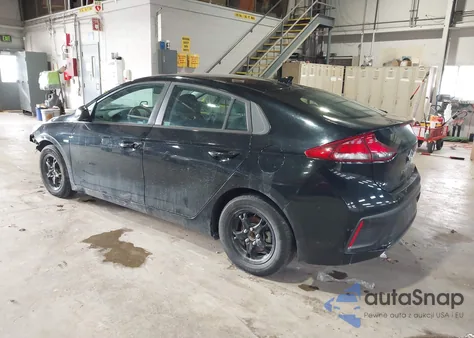 2017 Hyundai Ioniq Hybrid Blue z USA, uszkodzony, nr VIN KMHC65LC9HU055416